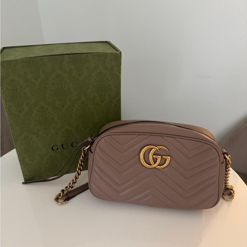 Gucci Marmont Small Shoulder Bag in Dusty Pink ‼️